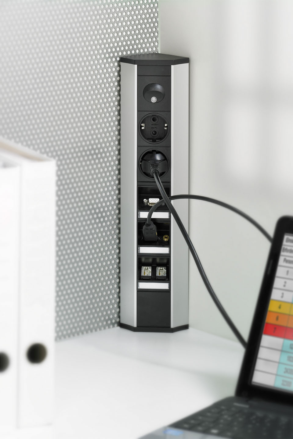 EVOline® VDock Die Steckdosenleiste für 90Grad Winkel