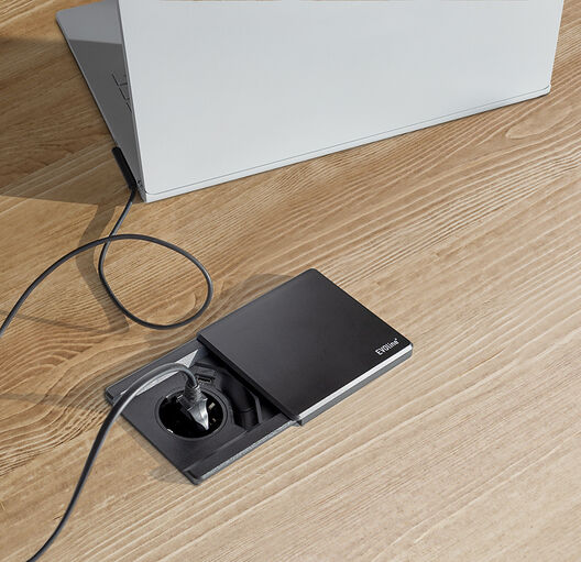Square80 for inductive charging of mobile phones Square80 for inductive charging of mobile phones