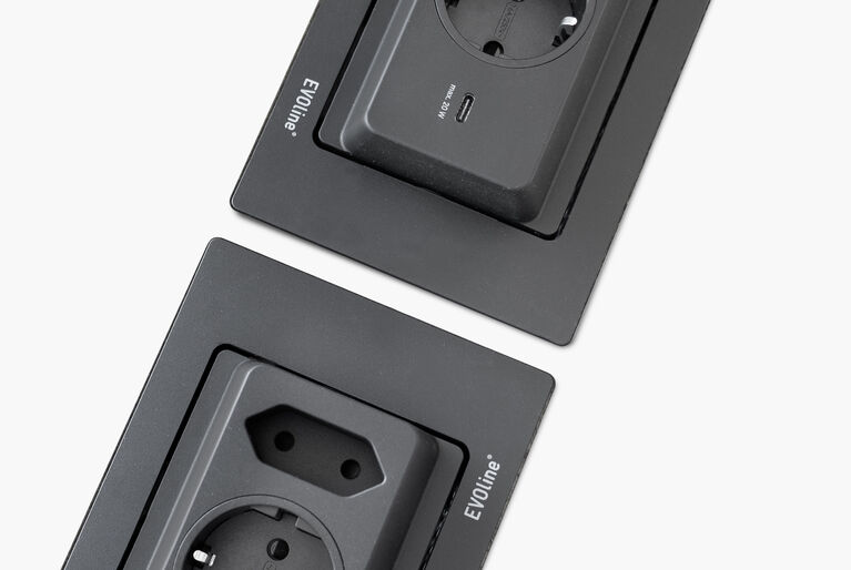 2 Spin built-in sockets with Euro socket or USB-C